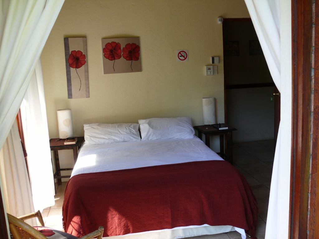 The Bush Luxury Self-catering Lodge | Kruger Surrounds Specials