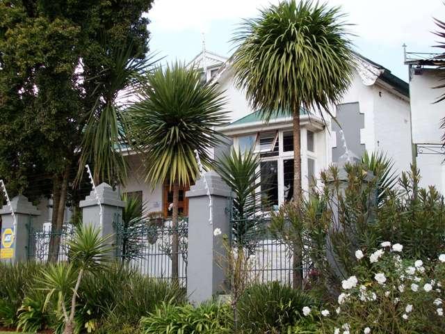 Nomndeni De la Changuion | Melville Accommodation