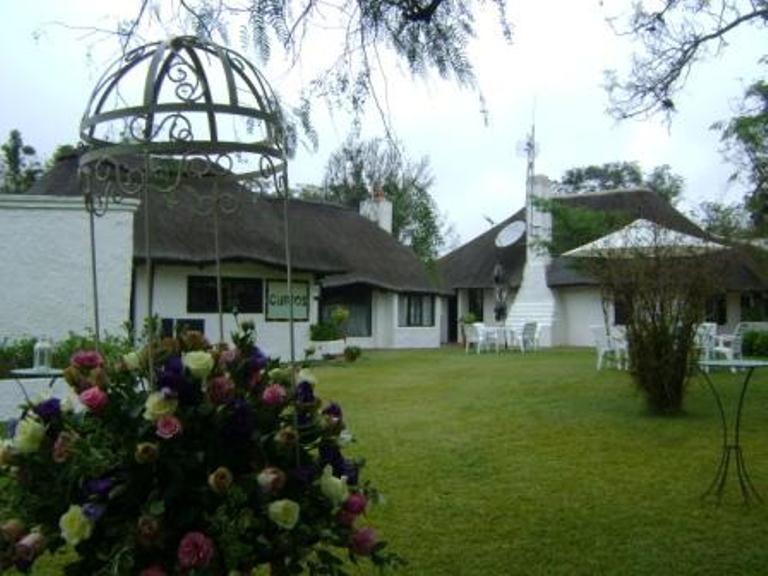 Lalapanzi Hotel | South Africa Specials