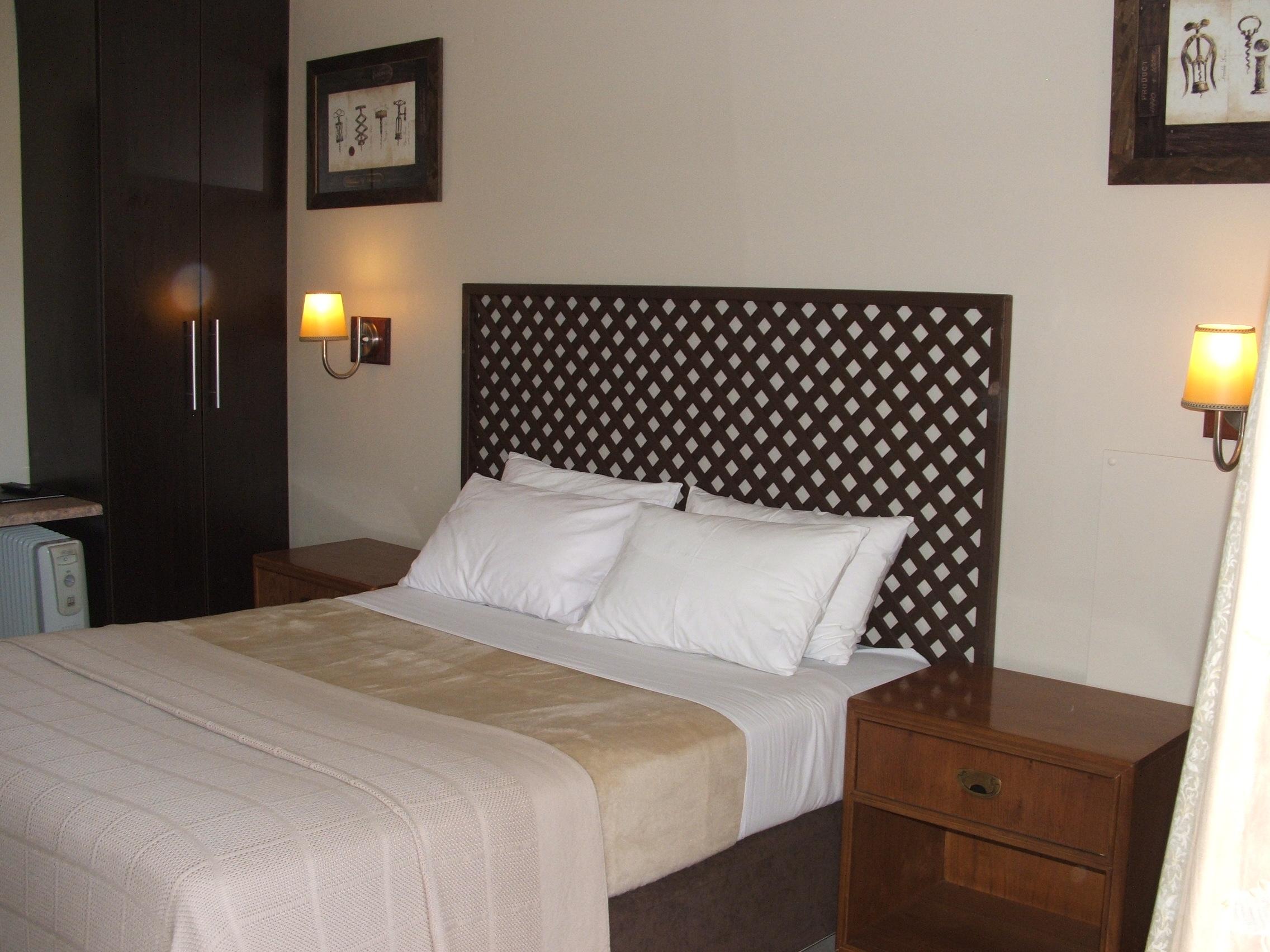 Rusty Hook | Accommodation Honeydew