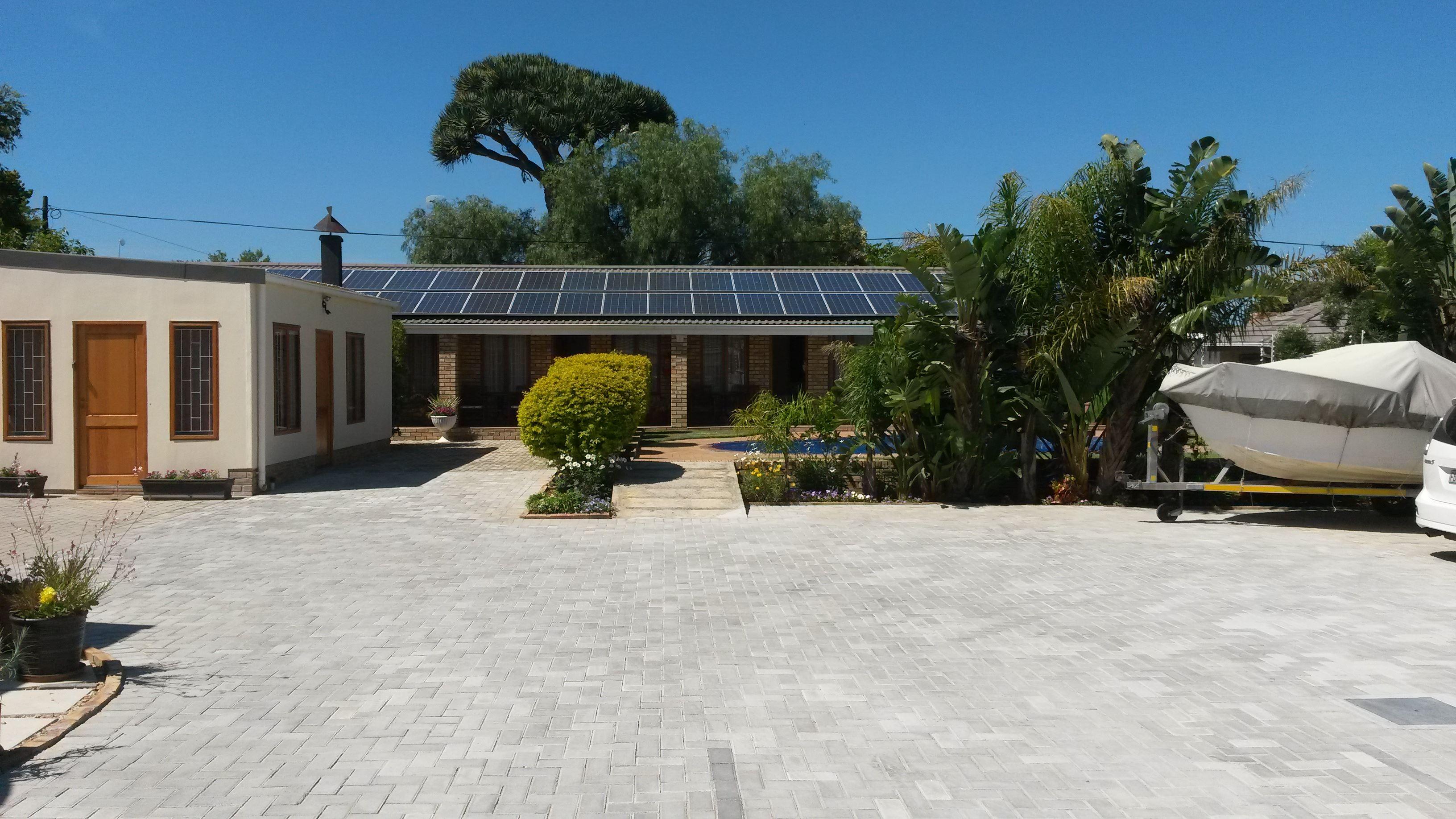 Newton Sands Guest House & Salon | Accommodation Newton Park
