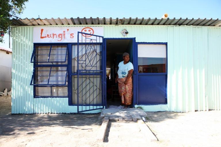 Lungi's Township B&B | Khayelitsha Accommodation
