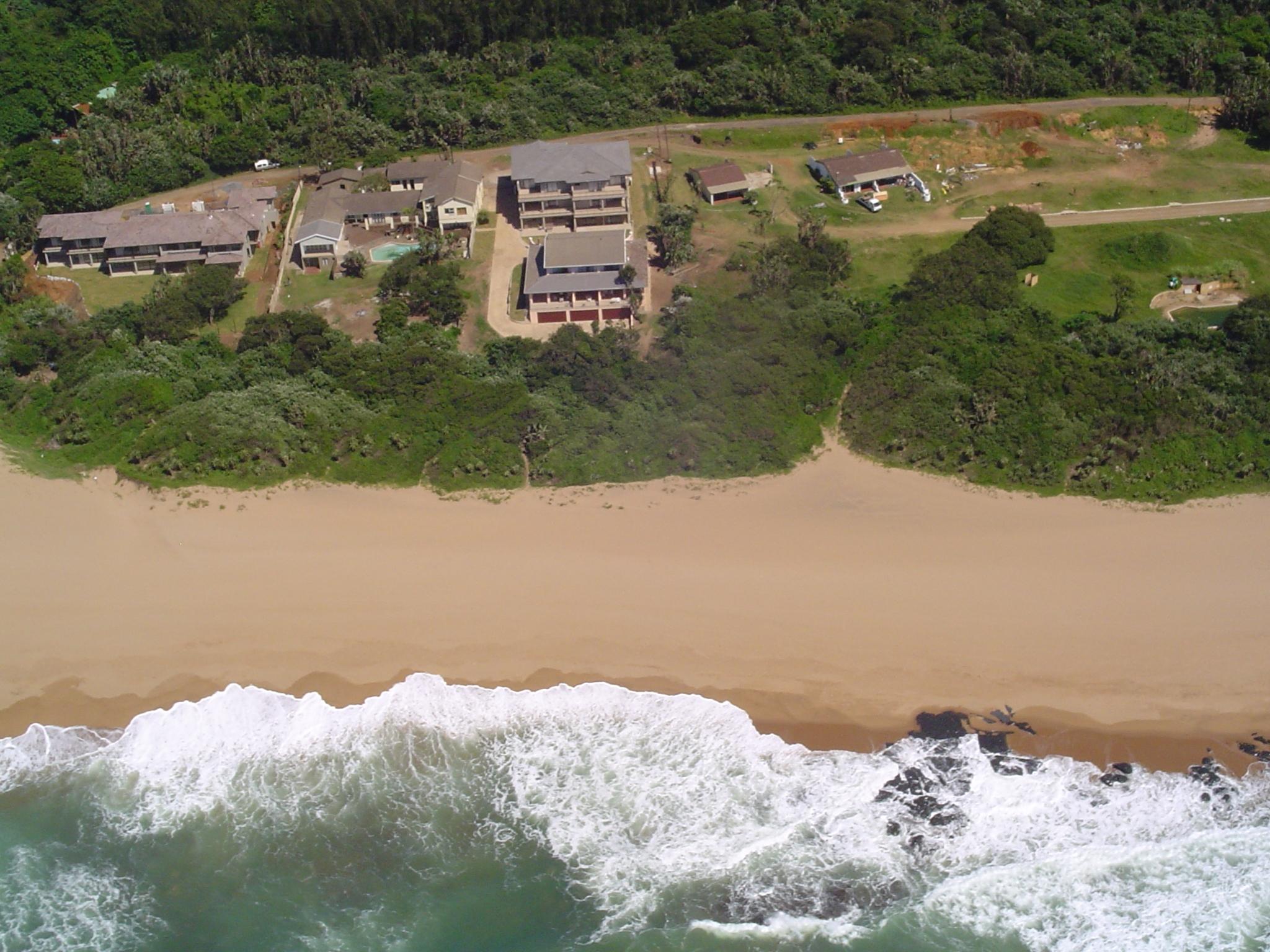 Channel Rocks | Accommodation Blythedale Beach