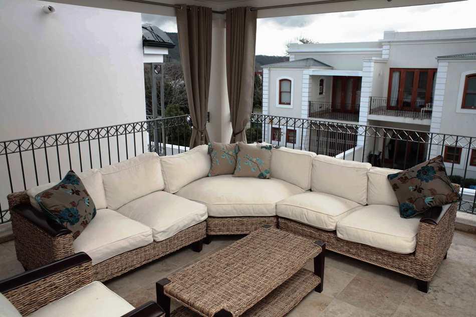 Maison Des Huguenote | Franschhoek Accommodation