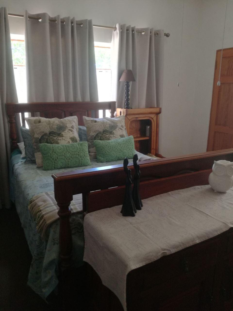 Emthanjeni Lodge