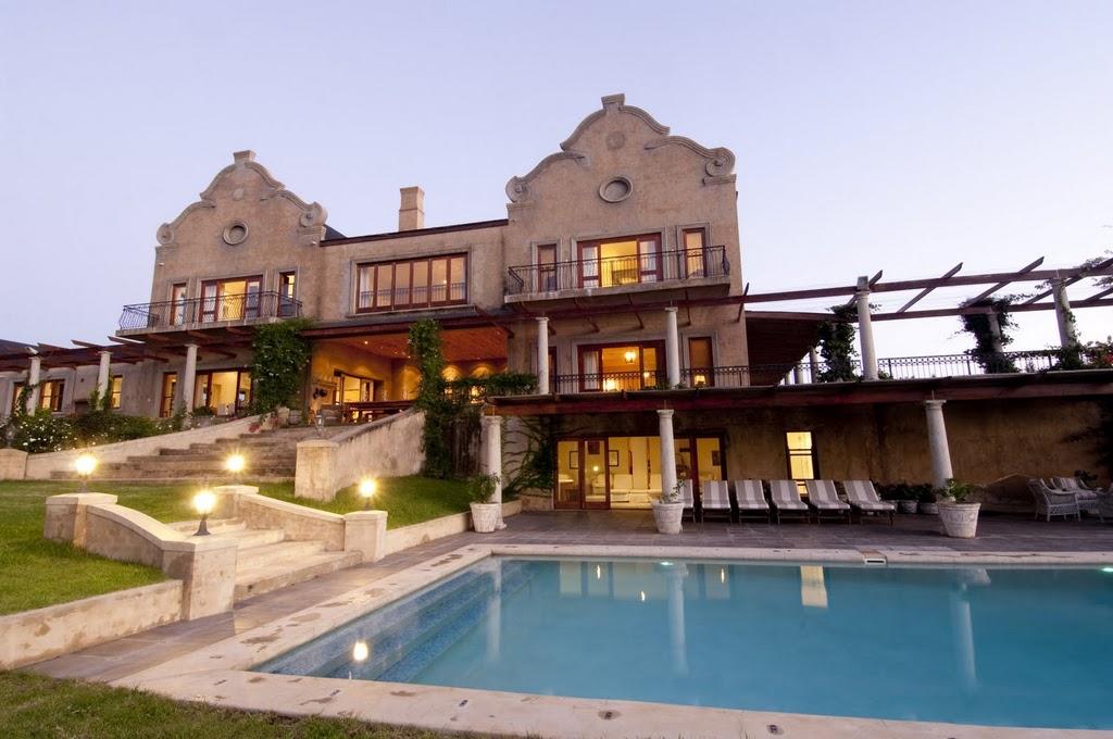 Kurland Villa