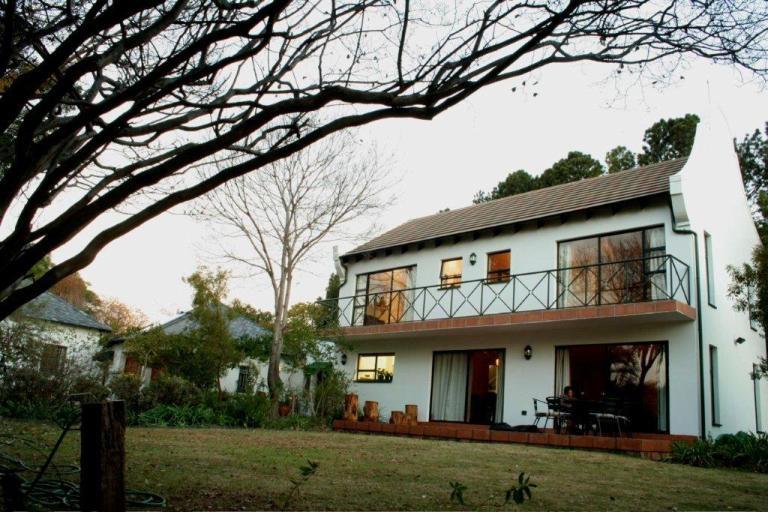 Surgeon and Safari | Bryanston Accommodation