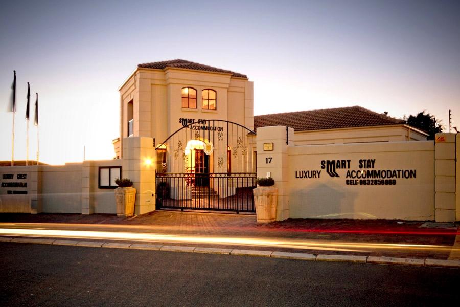 A Smart Stay Apartments | Accommodation Somerset Ridge