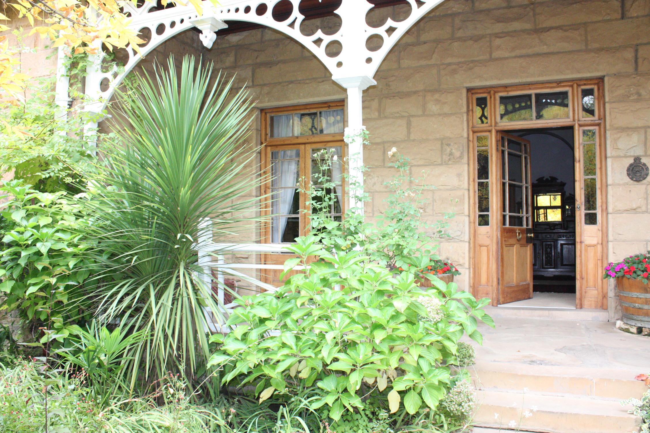 Arbutus Lodge | Ladybrand Accommodation