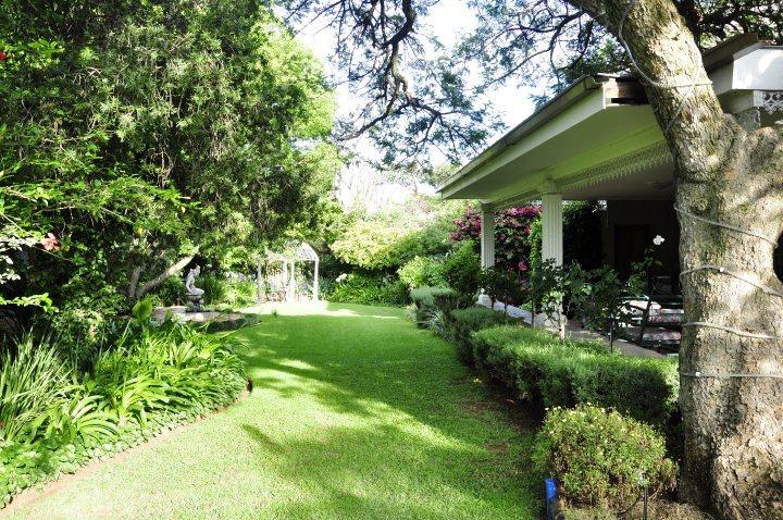 Yarona Guest House Bed and Breakfast | Lydiana Accommodation