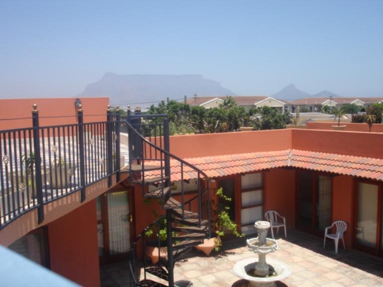 The Renaissance Lodge | Milnerton Hotels
