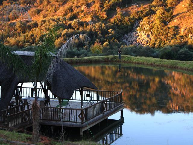 Emahlathini Farm Lodge | Piet Retief Accommodation