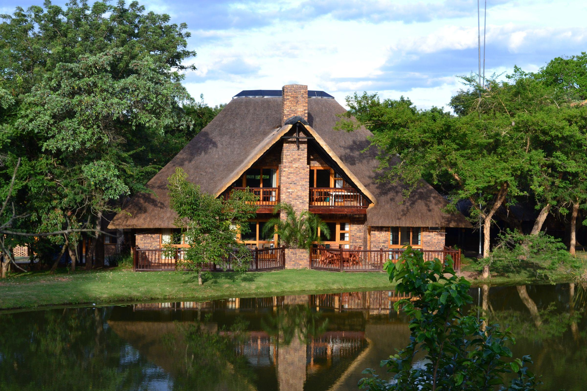 Kruger Park Lodge - Golf Safari SA | Hazyview Resorts