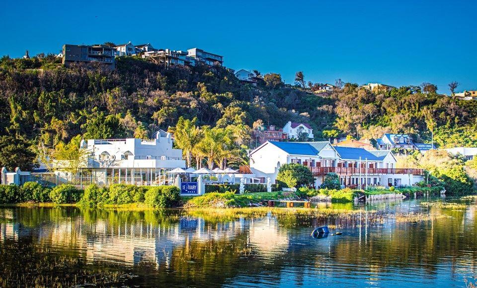 On The Estuary | Accommodation Paradise