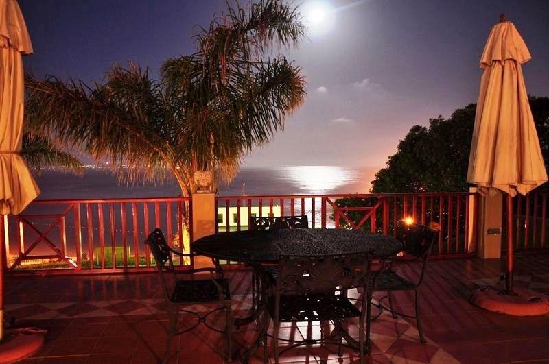 Munro Manor Secure Your Hotel, SelfCatering, or Bed and Breakfast Booking Now!