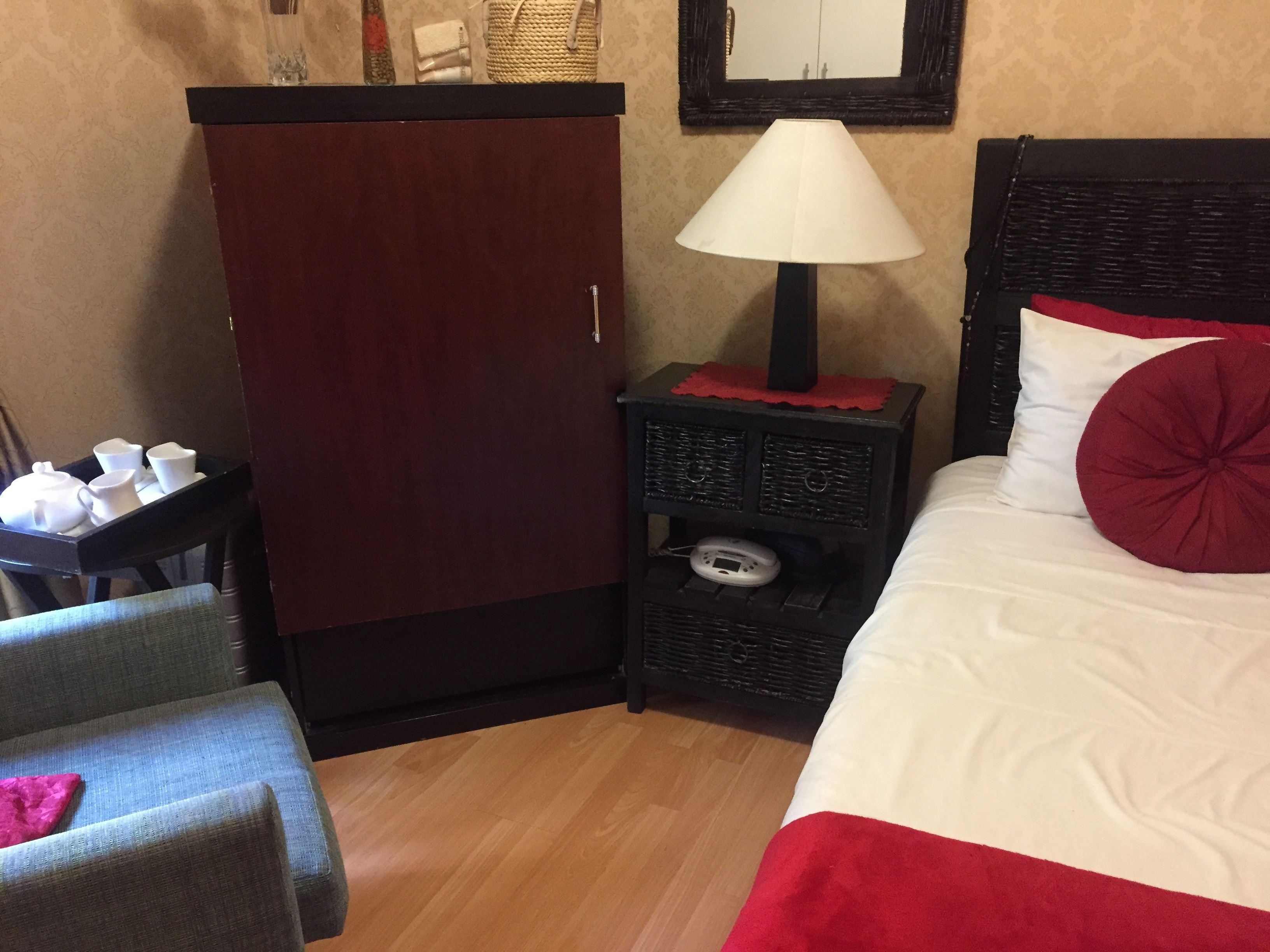 Dithakong Bed & Breakfast Get the Best Deal Book Self