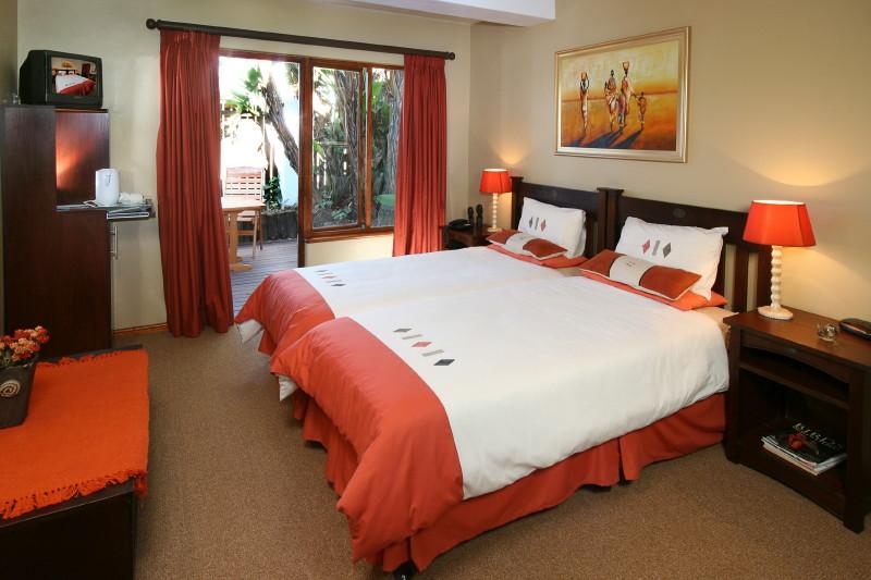 Thatchwood Country Lodge | Cape St Francis Accommodation