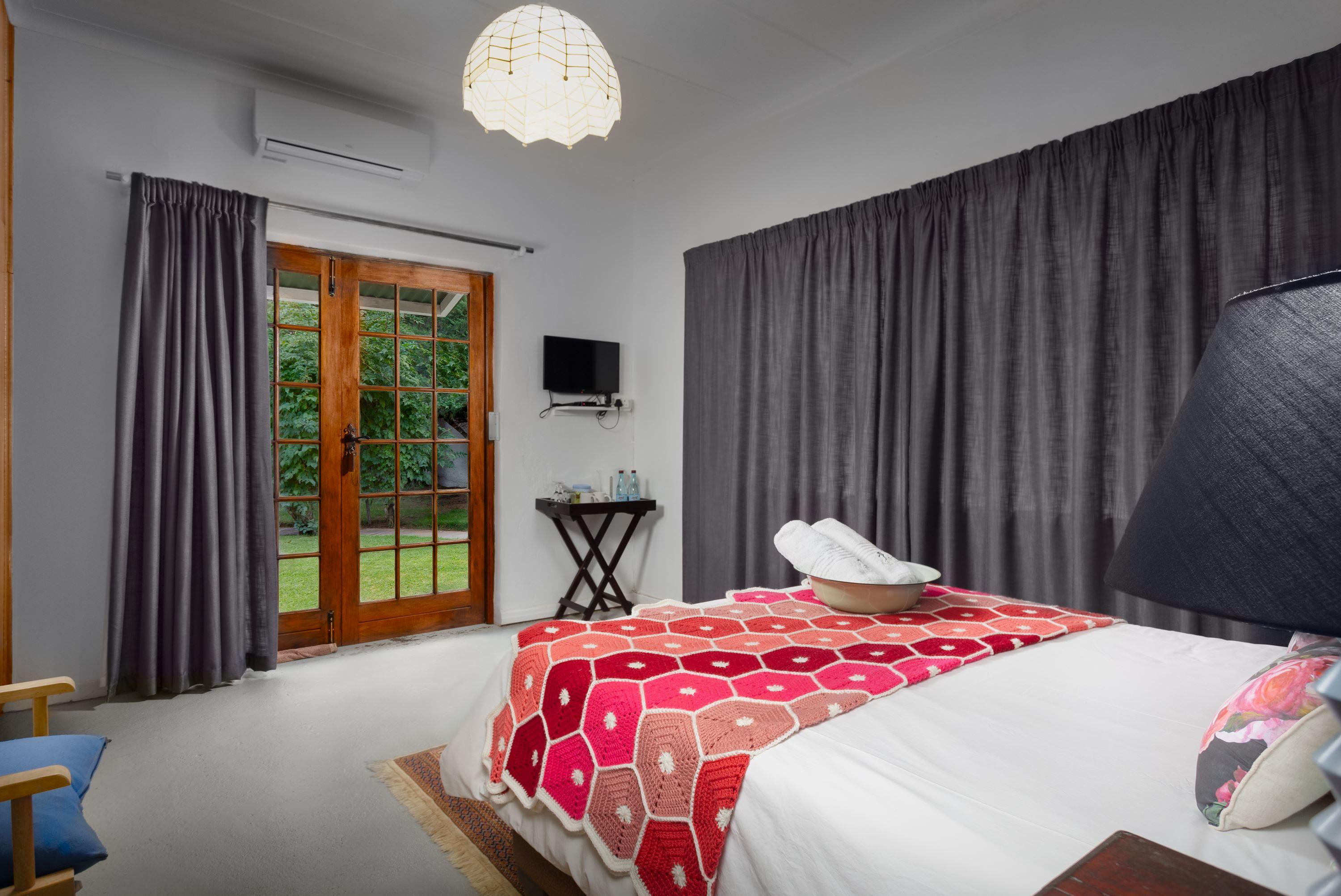 Pink Room Double en suite bedroom