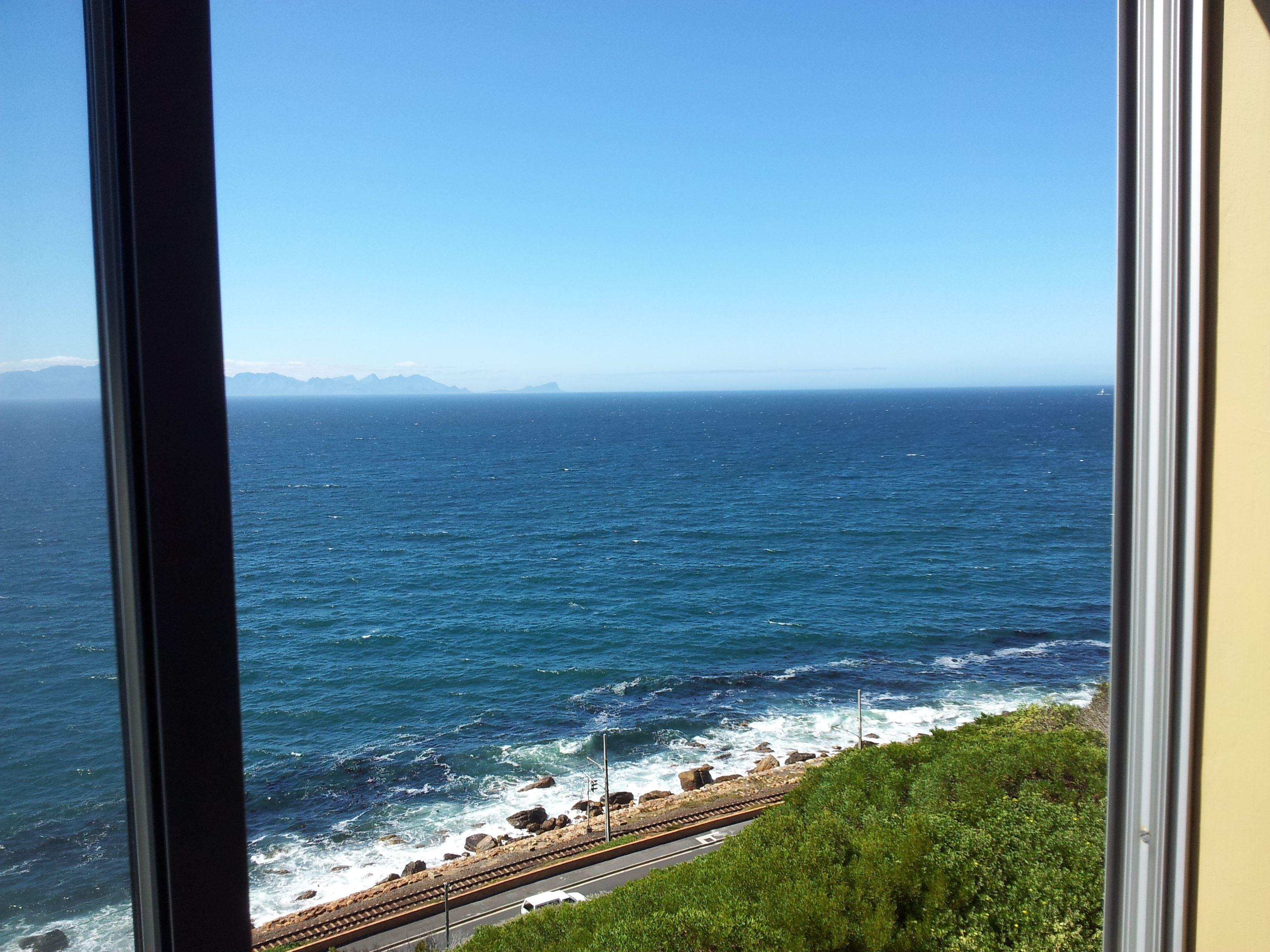 Whalesounds | Fish Hoek Accommodation