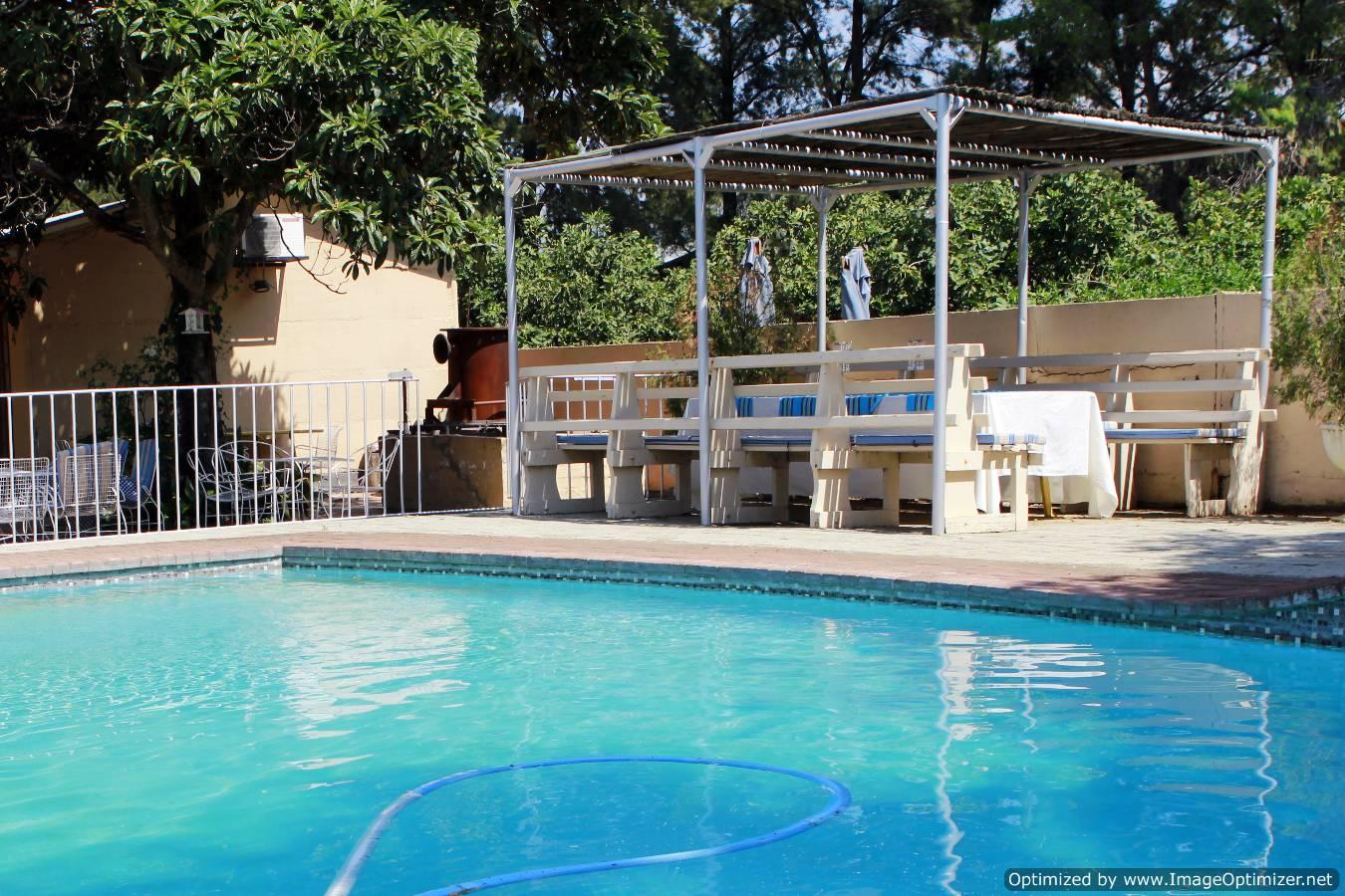 Trix Bed and Breakfast | Viljoenskroon Accommodation