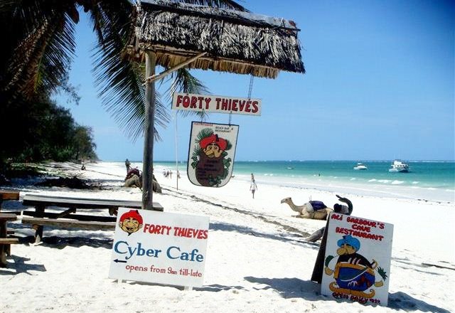 Forty Thieves Beach Bar, Diani Beach