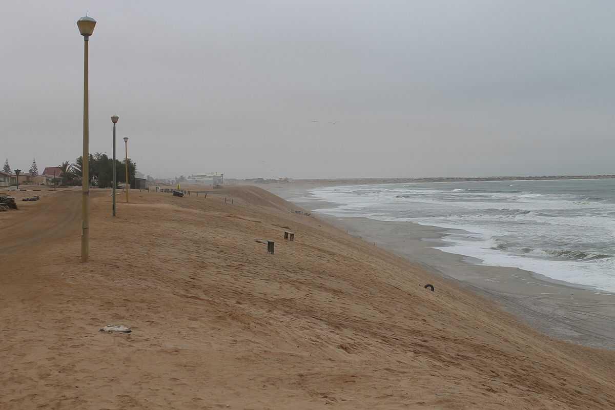 Hentiesbaai Car rental service