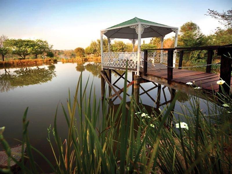 Lonehill Accommodation