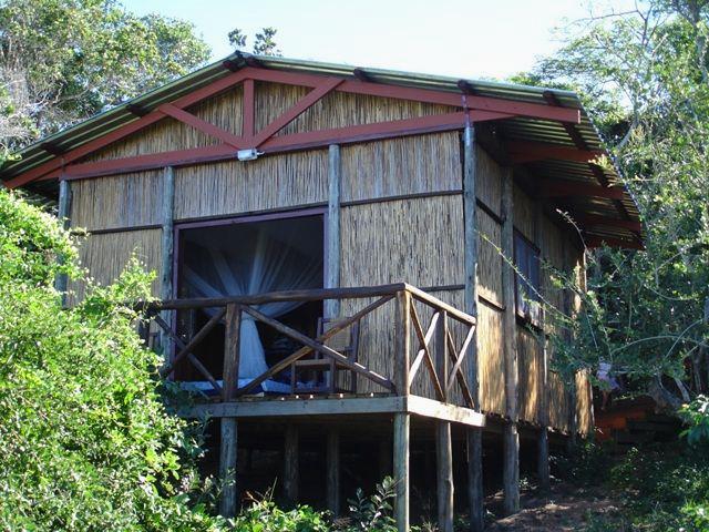 Ponta Mamoli Accommodation