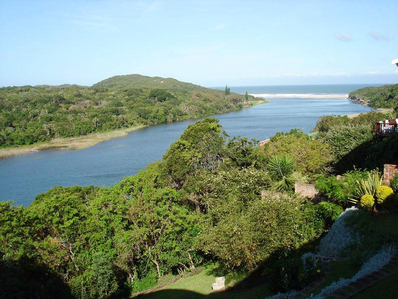 Beacon Bay Accommodation