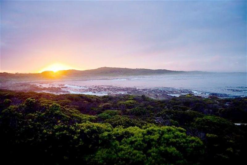 Sandbaai Accommodation