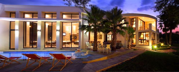 Silver Lakes Guest House