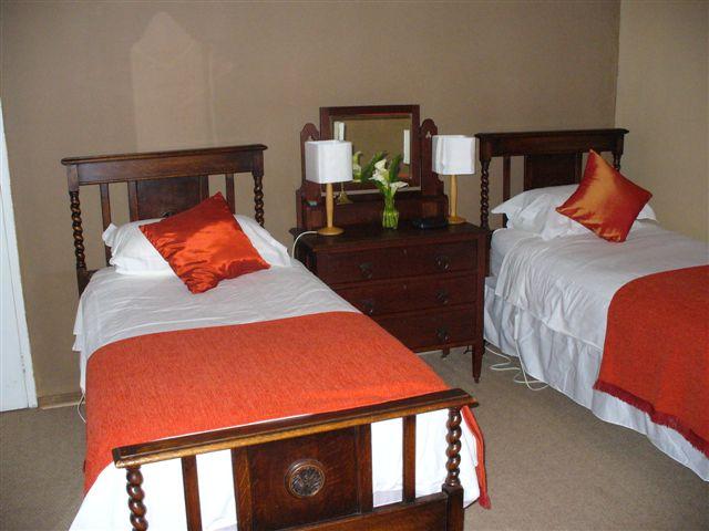 Penny Farthing Country House | Dundee Accommodation