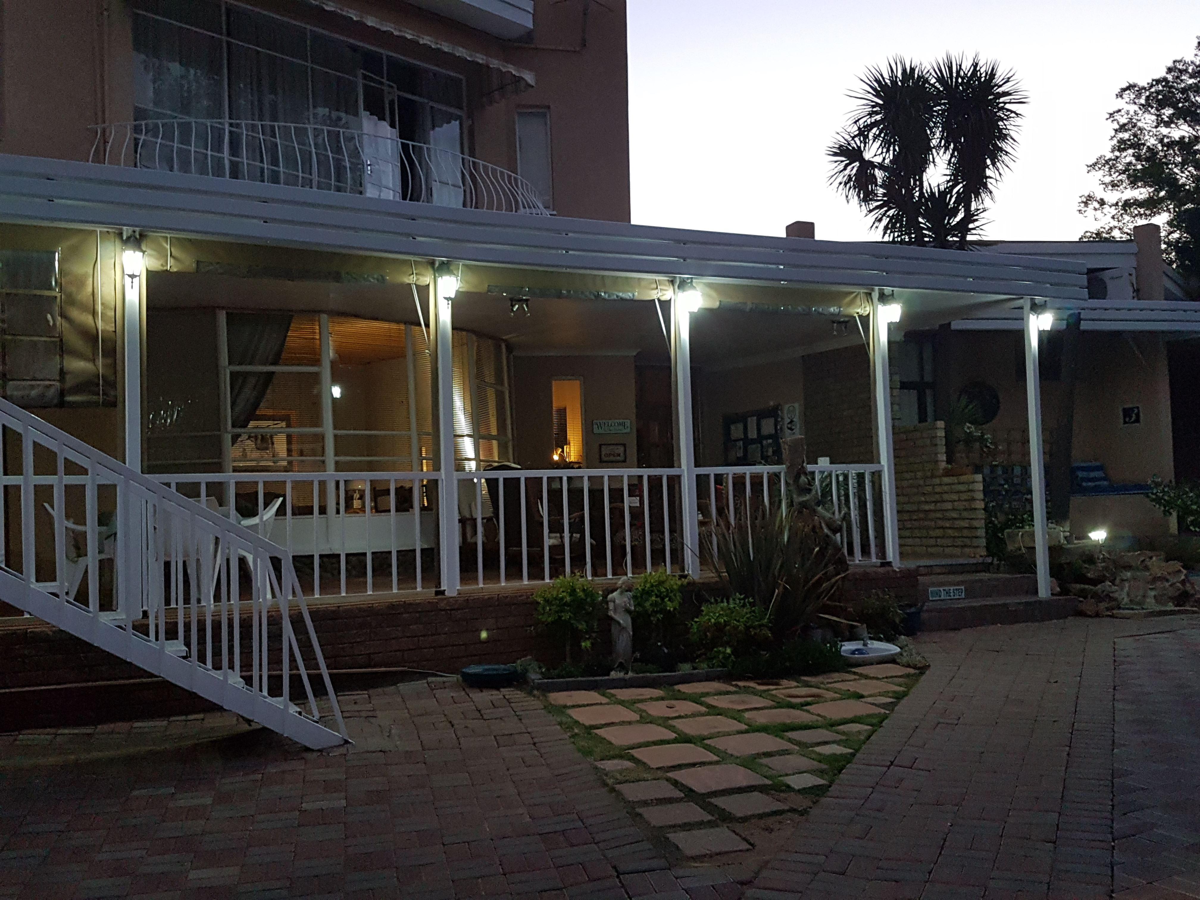 Woodpecker Bed and Breakfast | Ficksburg Accommodation