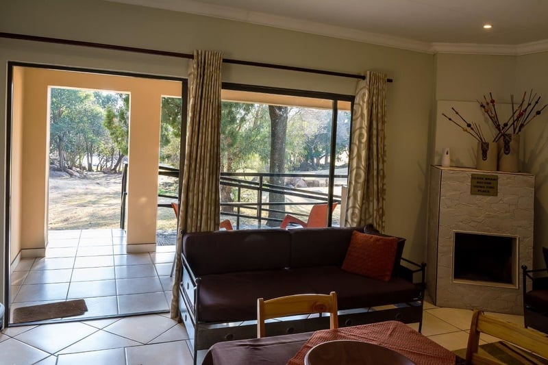 Stonehenge River Lodge | Budget Accommodation Deals And Offers Book Now!