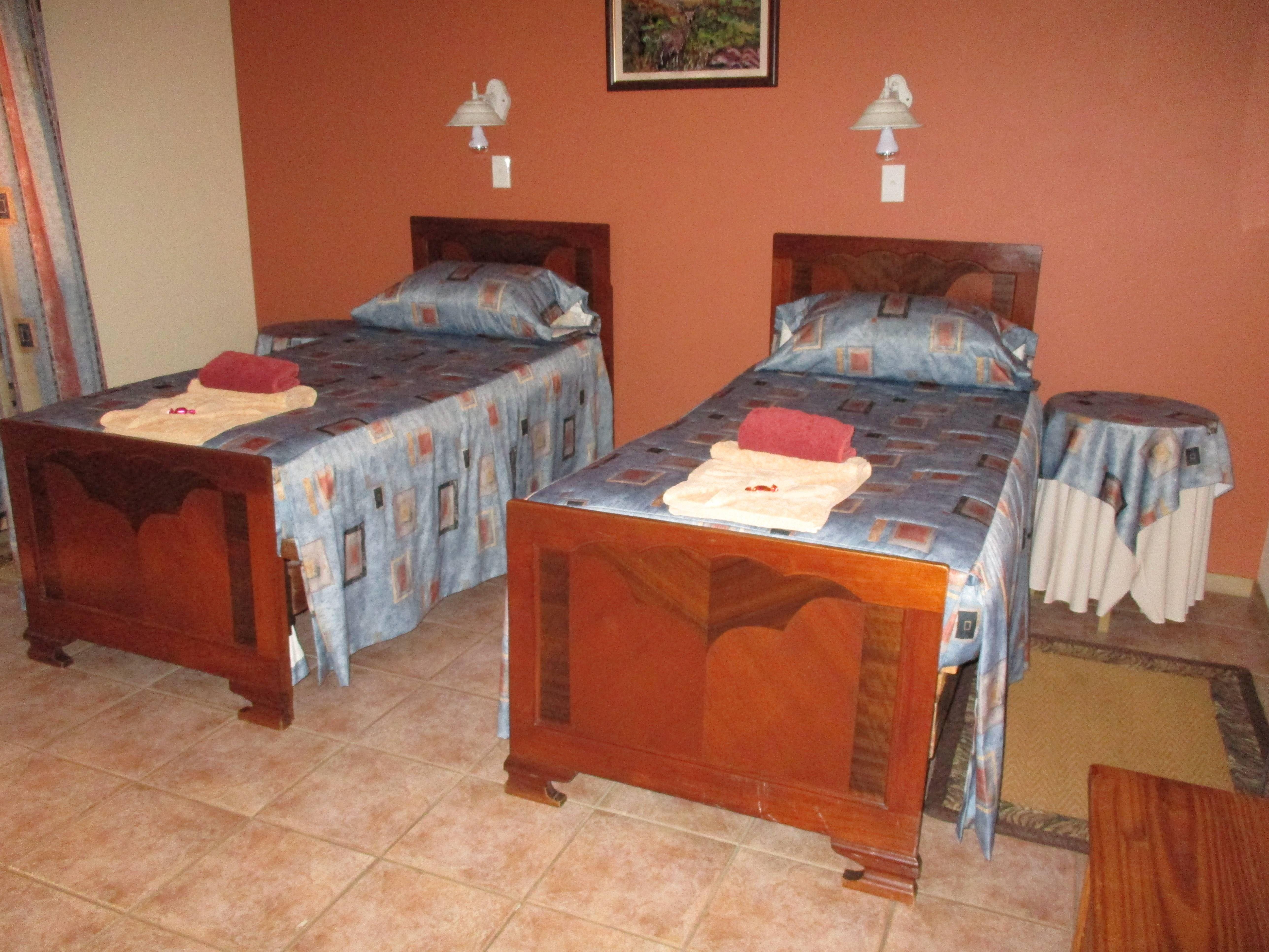 Van Rhyn Guest House Find Your Perfect Lodging, SelfCatering, or Bed