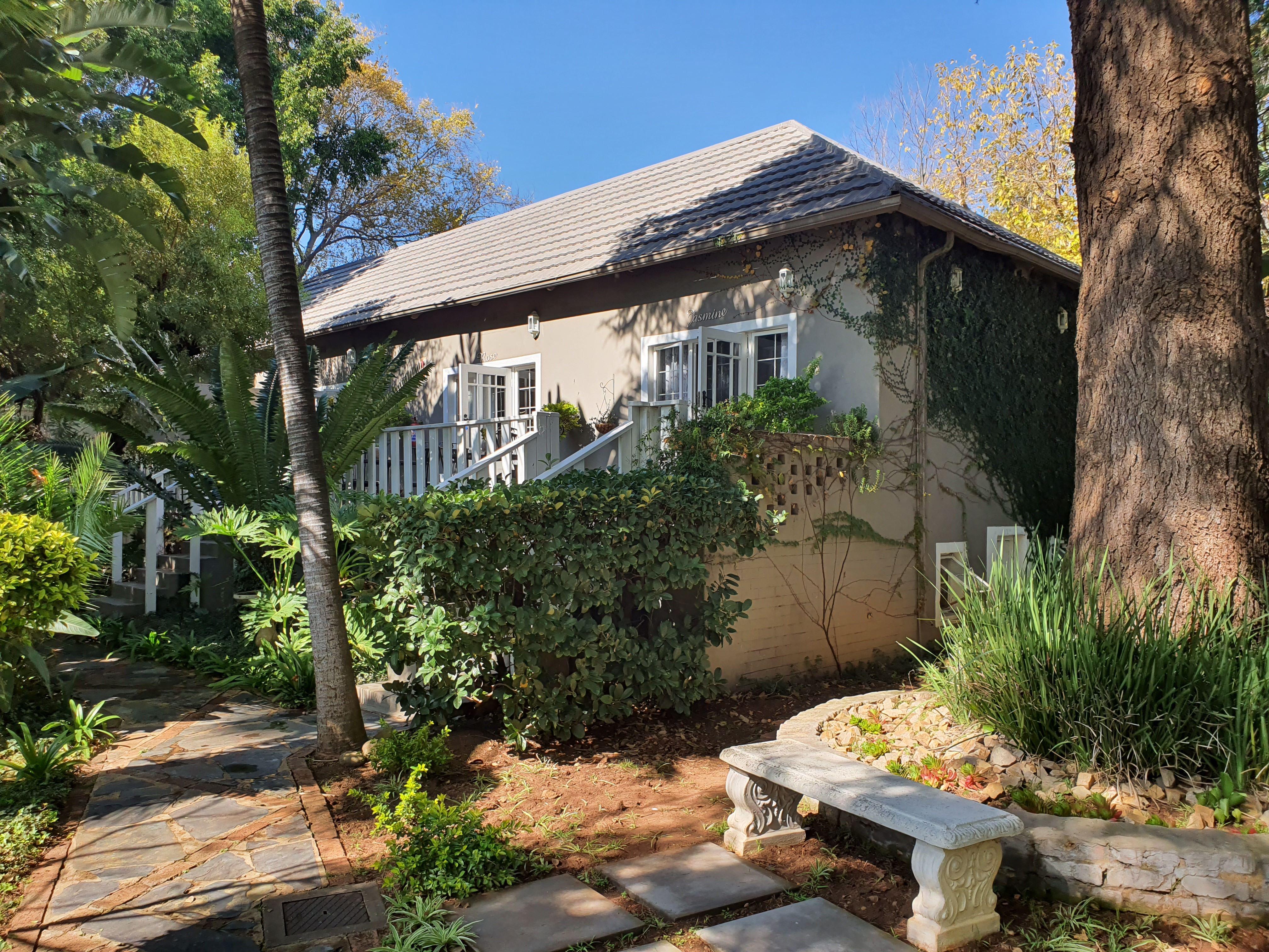 Waterhouse Guest Lodge - Bourke Street