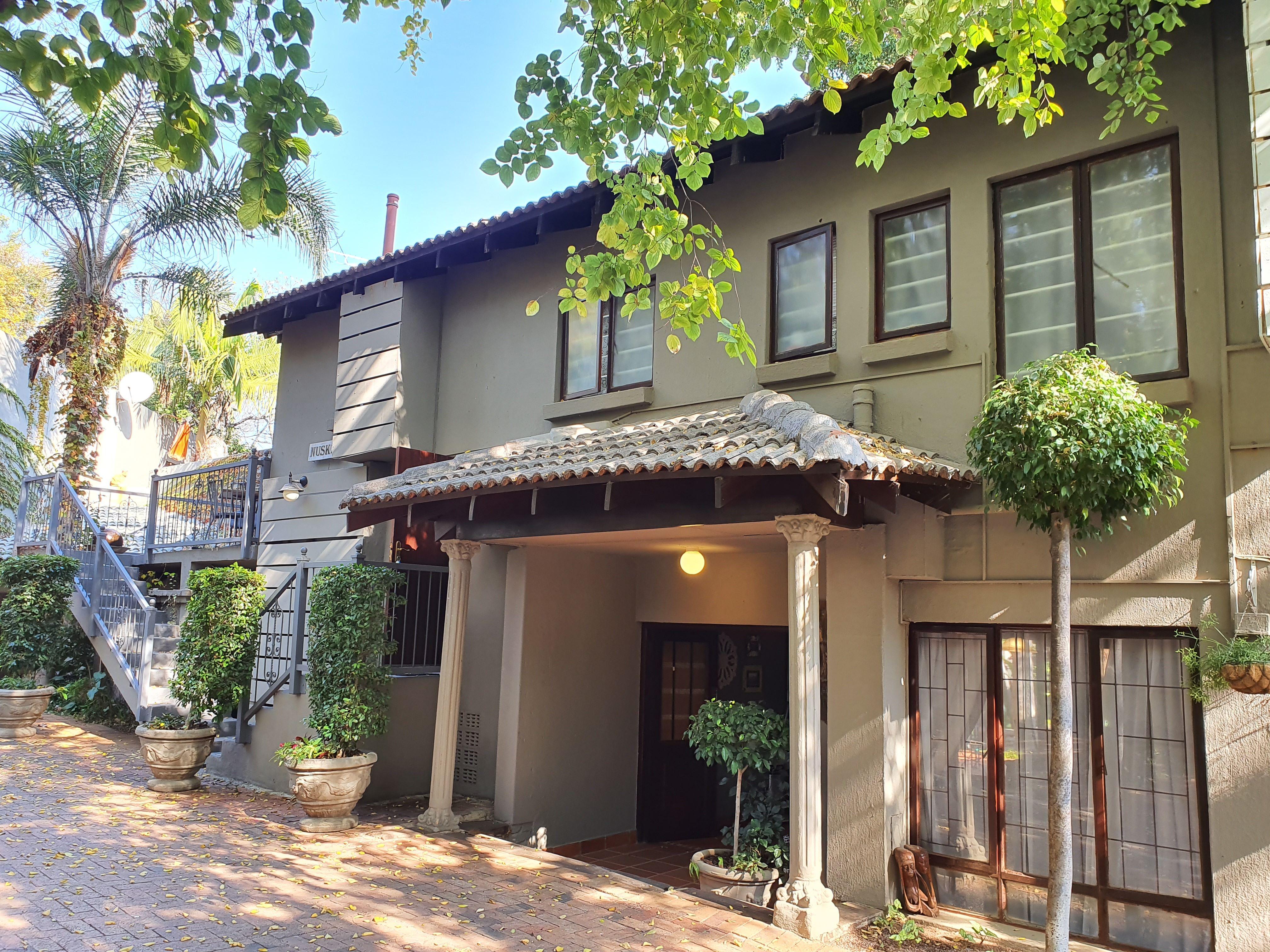 Waterhouse Guest Lodge - Indus Street | Pretoria (Tshwane) Specials