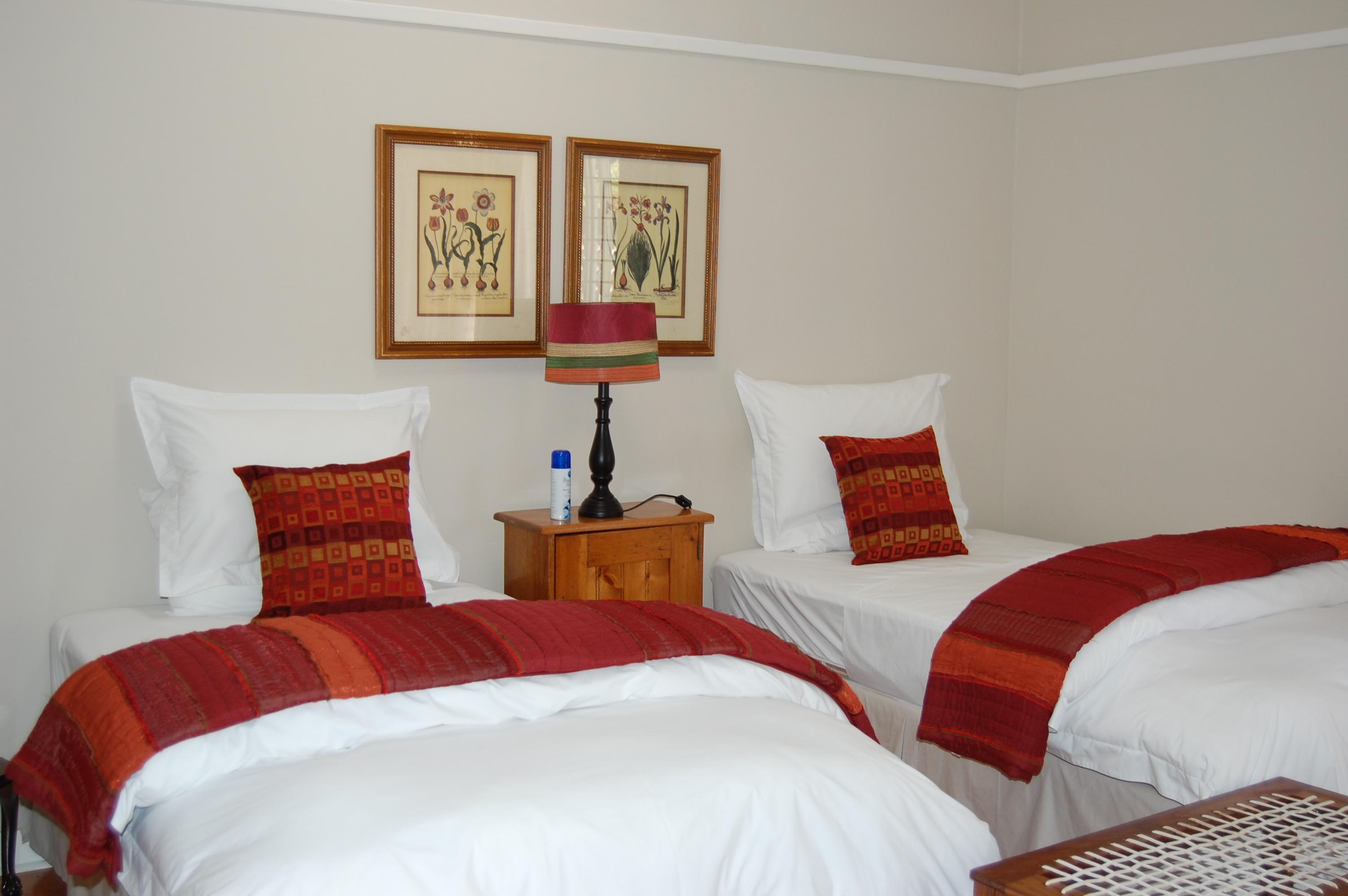 Hampton Court Guest House | Accommodation Auckland Park