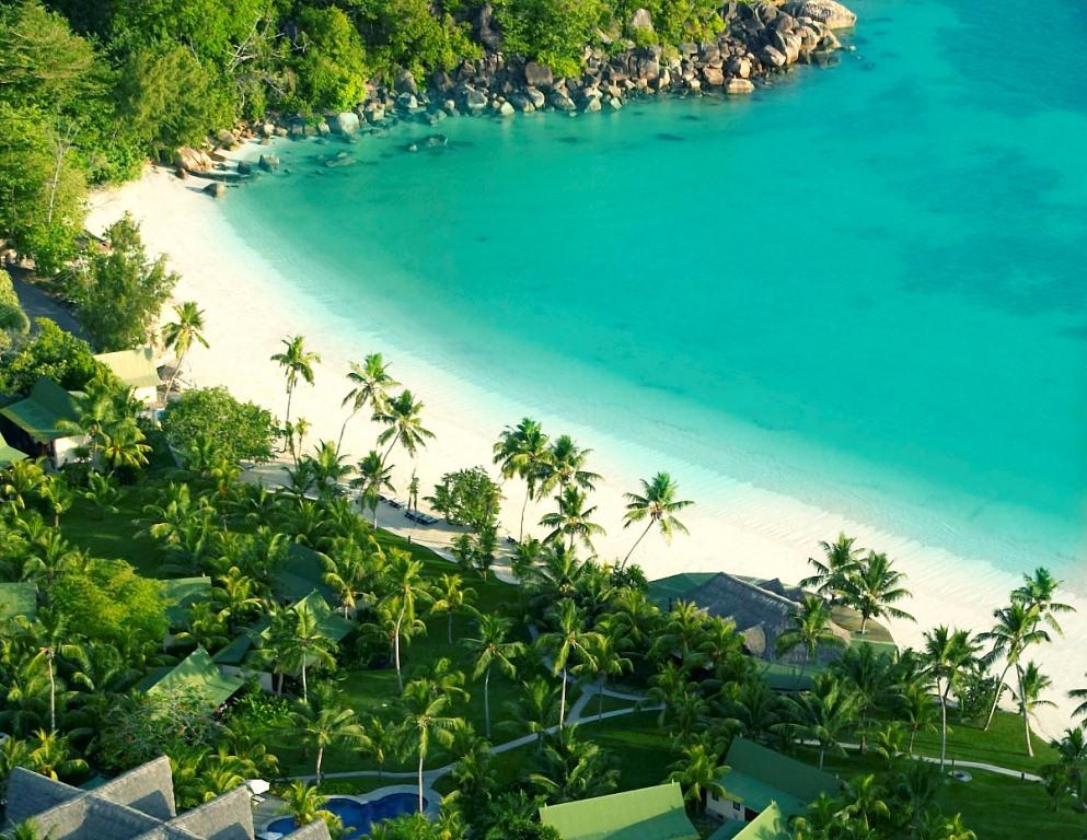 Paradise Sun Hotel | Anse Volbert Accommodation