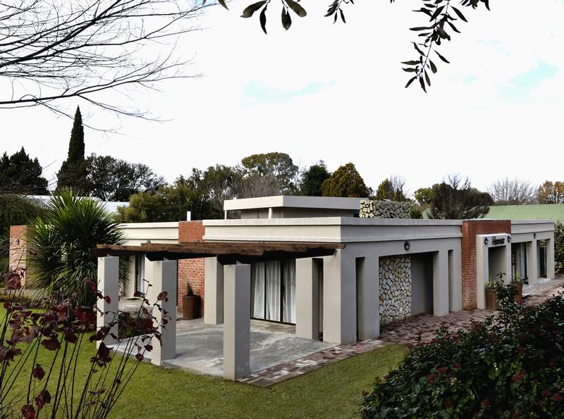 Henmar Guest House | Accommodation Brandwag
