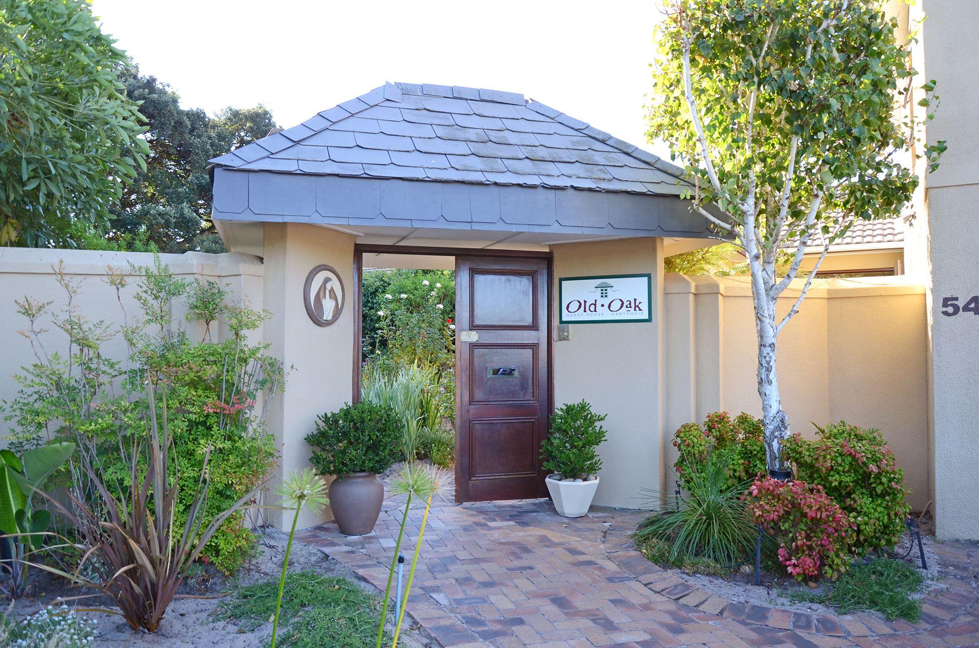 Old Oak Guest House | Bellville Accommodation