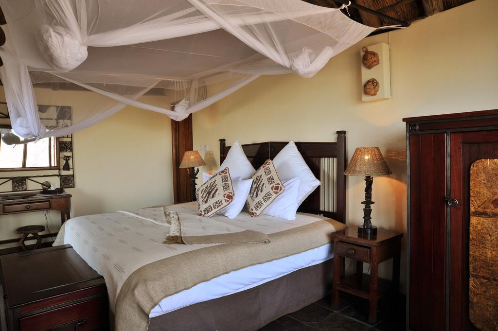 Muchenje Safari Lodge | Accommodation Chobe