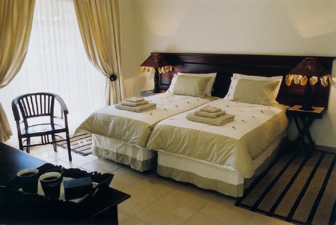 Falling Feather Inn | Accommodation Pretoria East