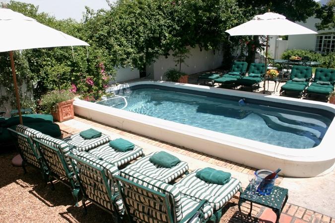 Rusthof Country House | Franschhoek Accommodation