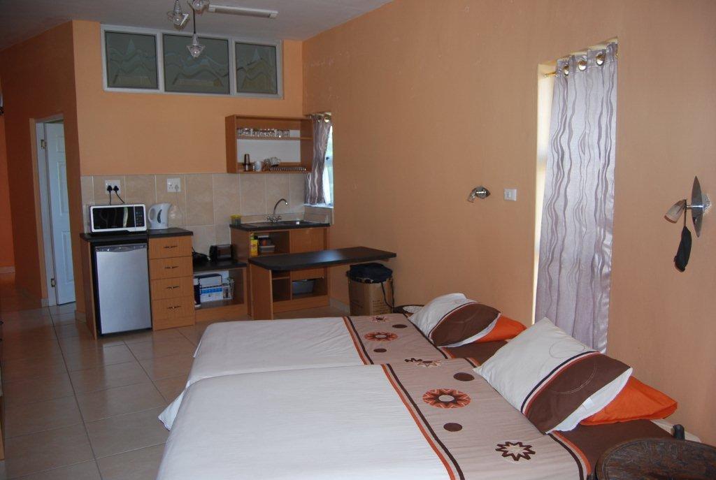 Aviark Coral Lodge