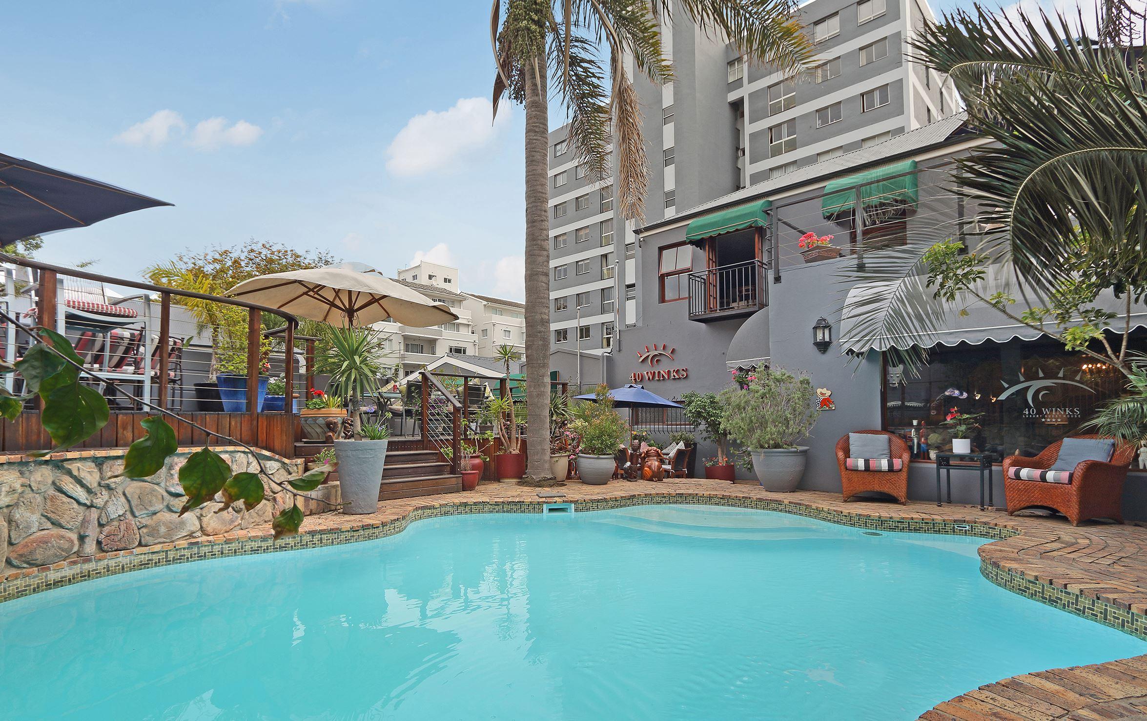 40 Winks Guest House Green Point | Cape Peninsula Specials