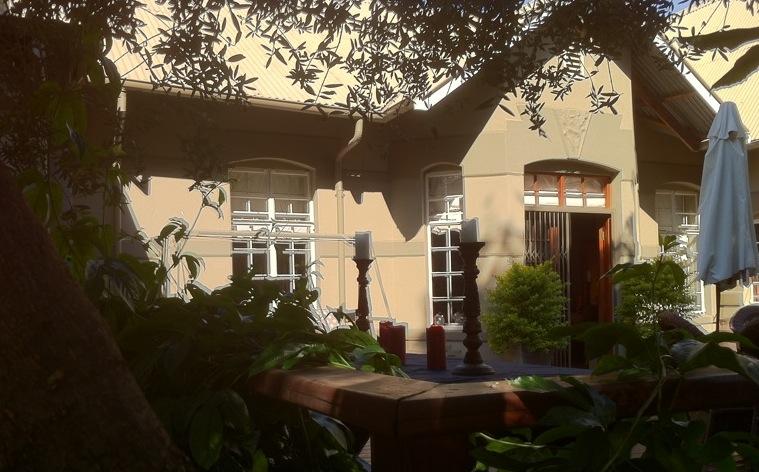 Palmenhof Executive Estate | Accommodation Kroondal