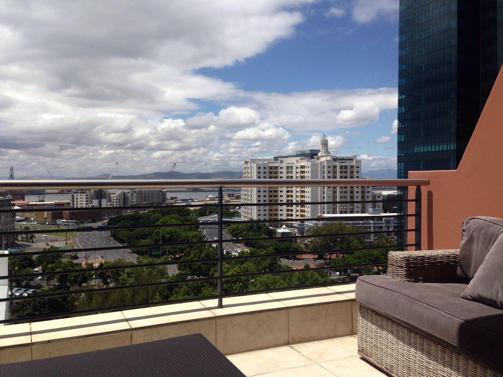 Dockside 805 | De Waterkant Accommodation