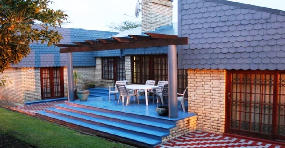 Obaa Sima Guest House | Accommodation Southernwood (Mthatha)