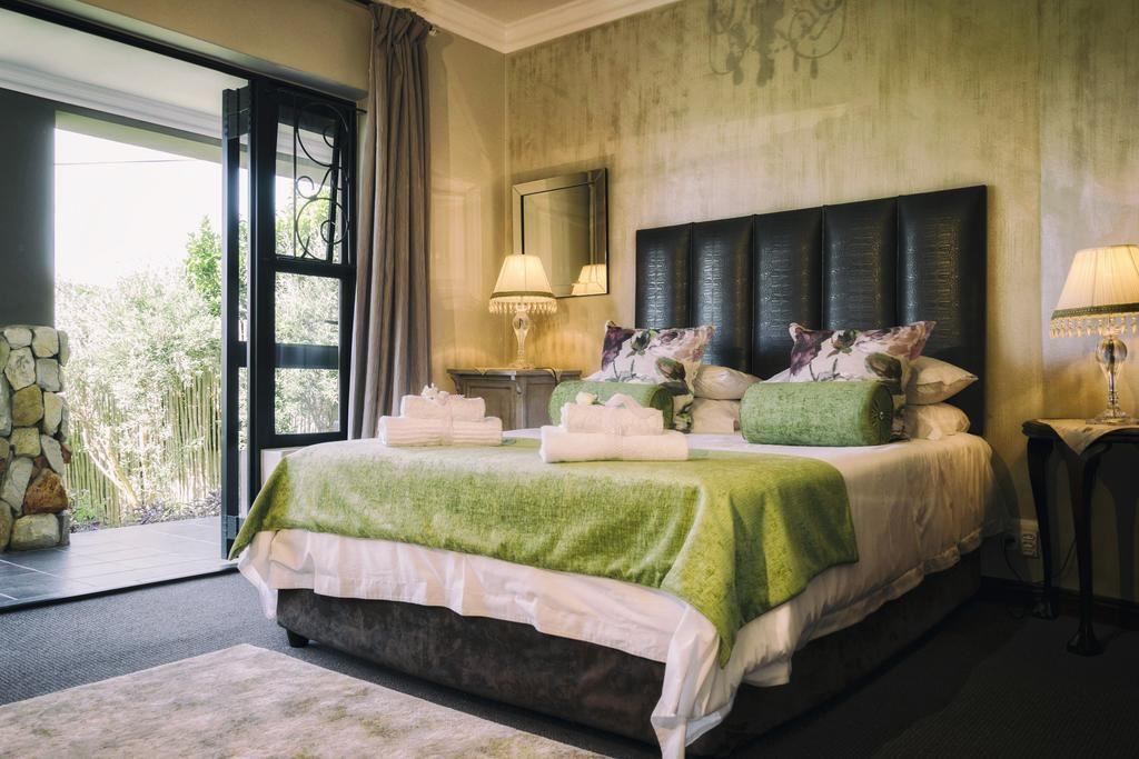 Stone Olive Guest House | Accommodation Wavescrest (Jeffreys Bay)